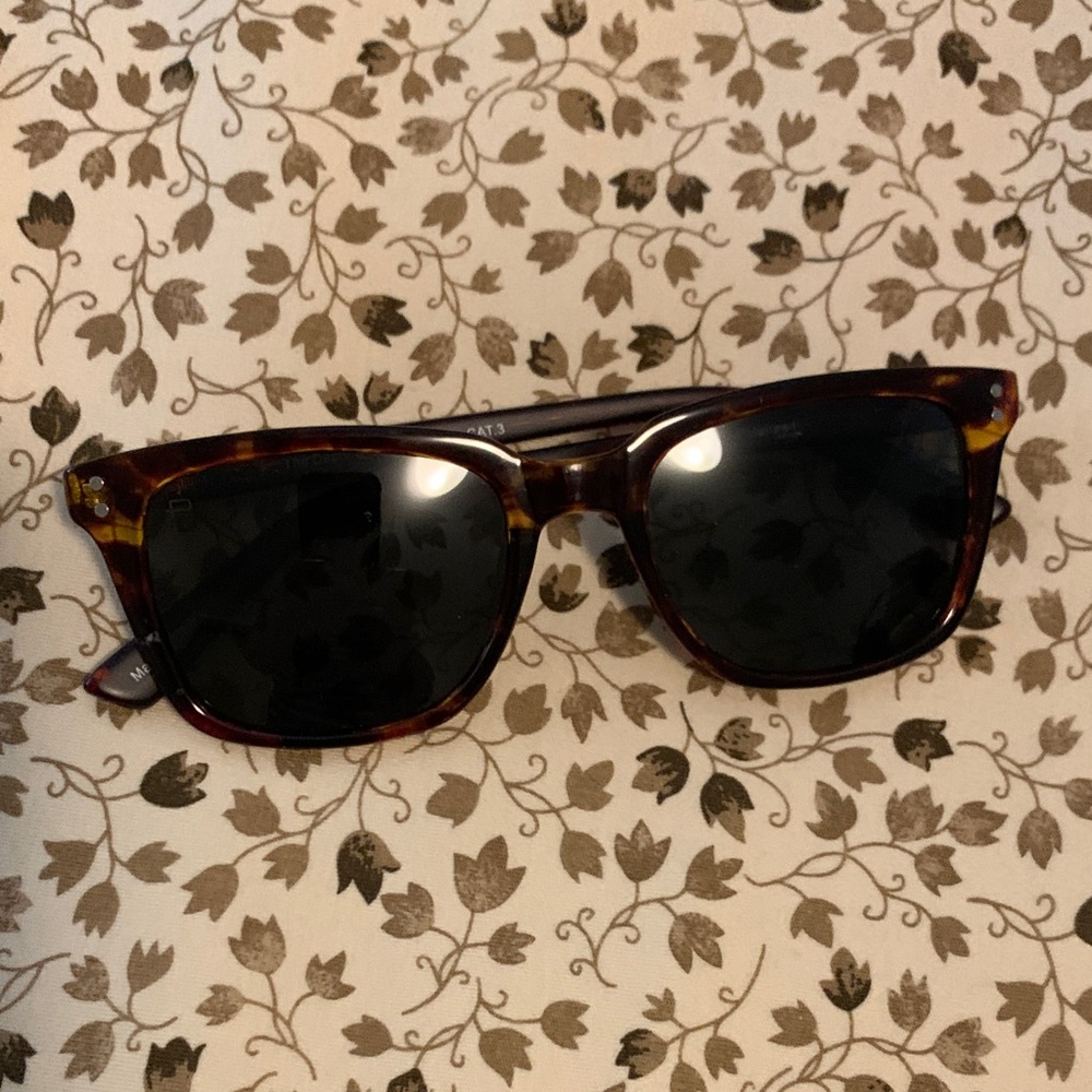 Tortoise Shell Sunglasses polarized